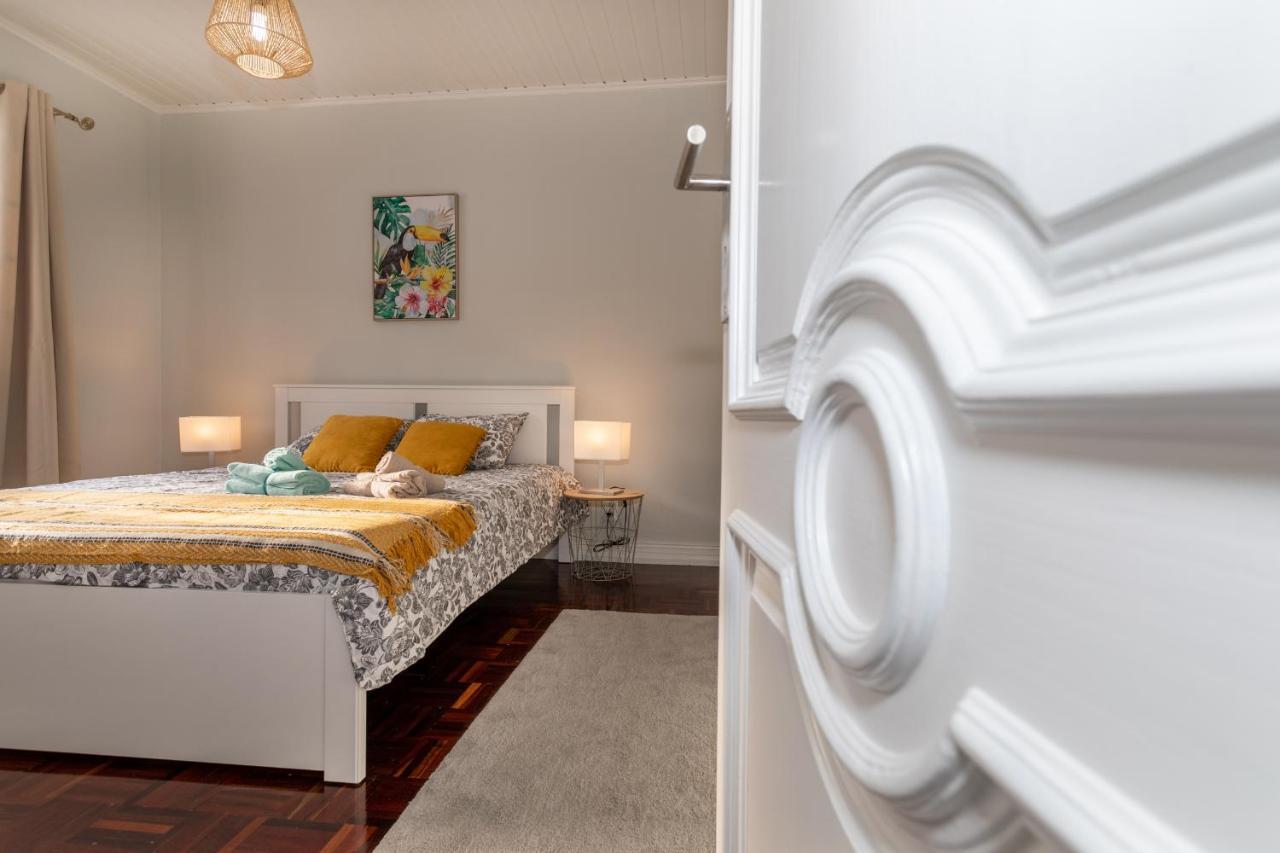 Casa Da Praia Dos Moinhos Ribeira Grande Bagian luar foto